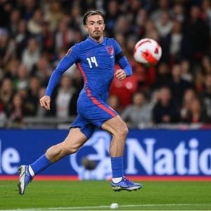 England Away Authentic Shirt 2020-22 with Grealish 14 printing